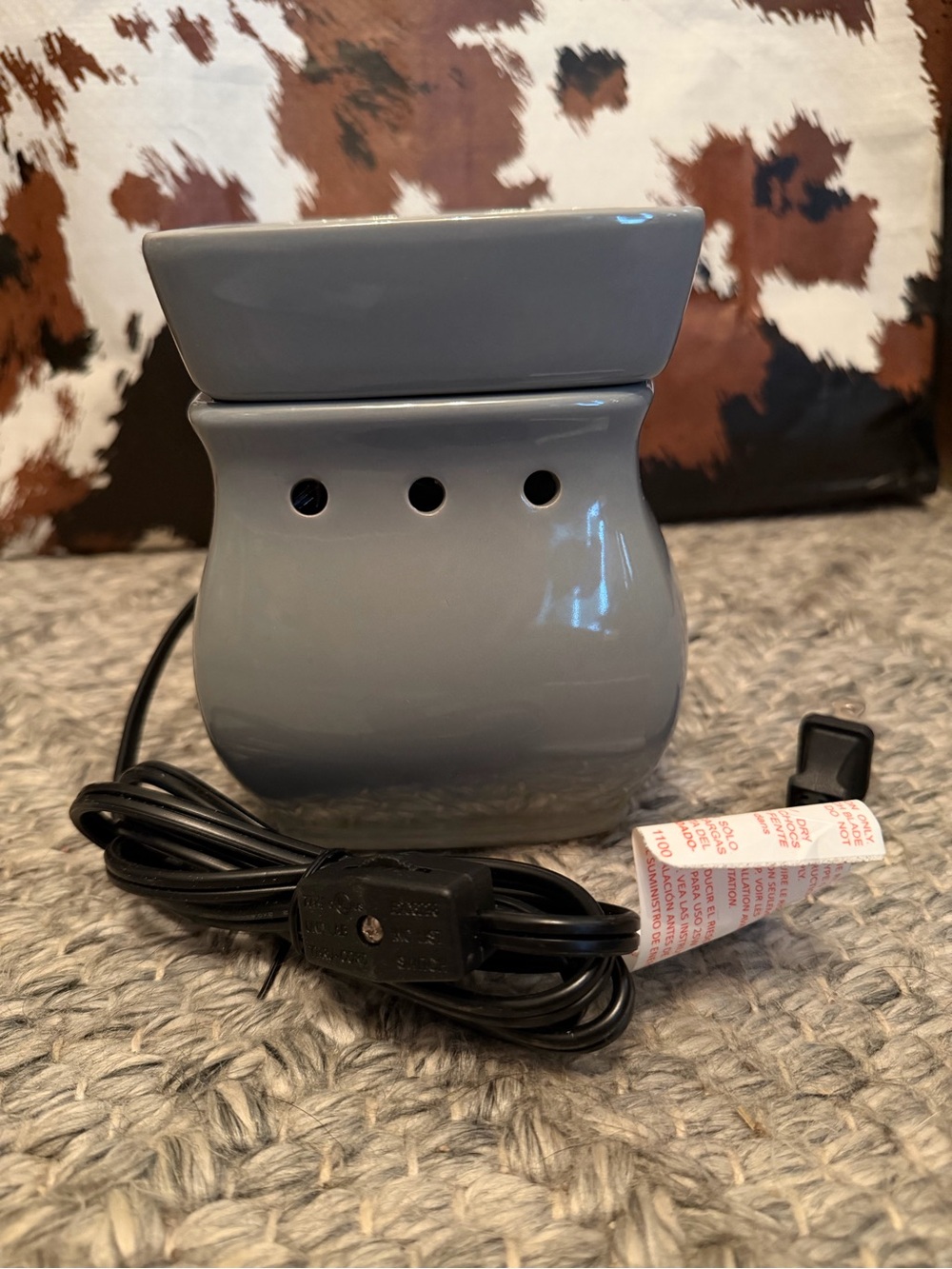 Scentsy Classic Curve Gloss Gray Warmer